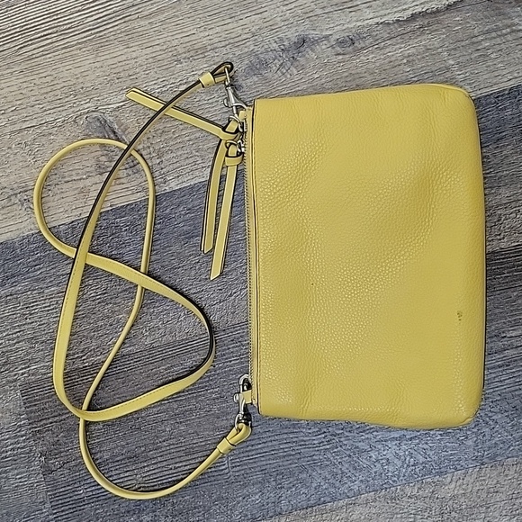 Coach - Picture 4 of 10